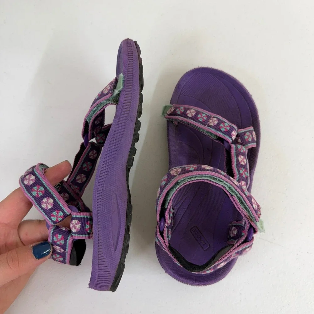 TEVA youth girl's purple Hurricane Velcro outdoor adventure sandals shoes 13